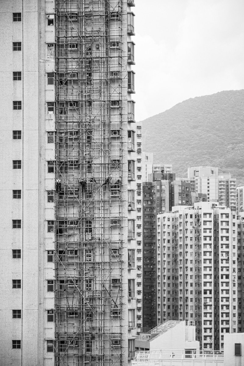 Photorealistic Cityscapes Photograph By Serge Horta, 24 X 36", Building A Bamboo Scaffolding Iii, Original Artwork