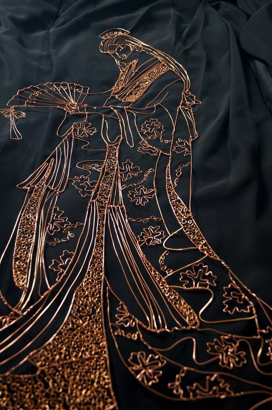 Japanese Geisha Wire Sculpture