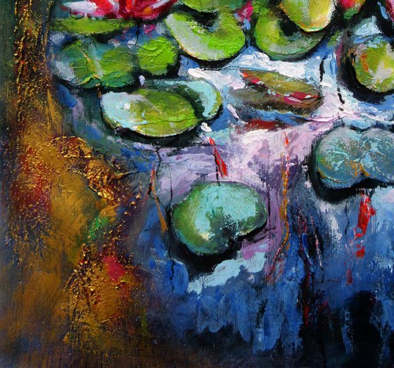 Water lilies with gold