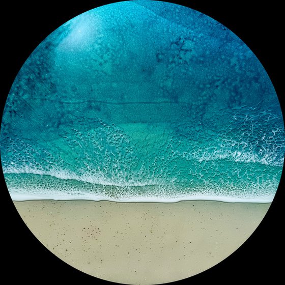 Round ocean #105
