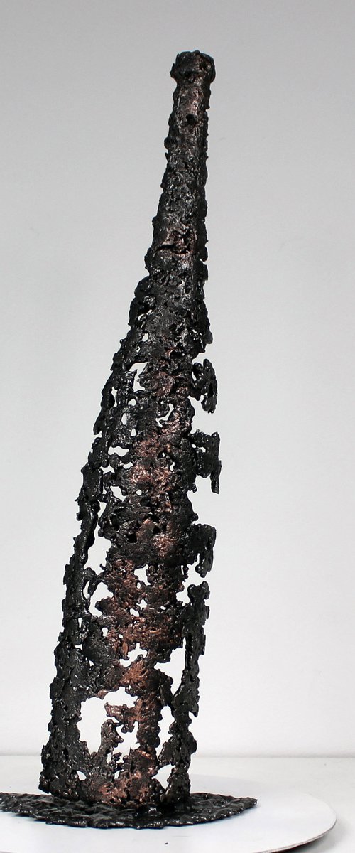 Pear Bottle - Sculpture bottle brandy metal lace steel and copper by Philippe Buil