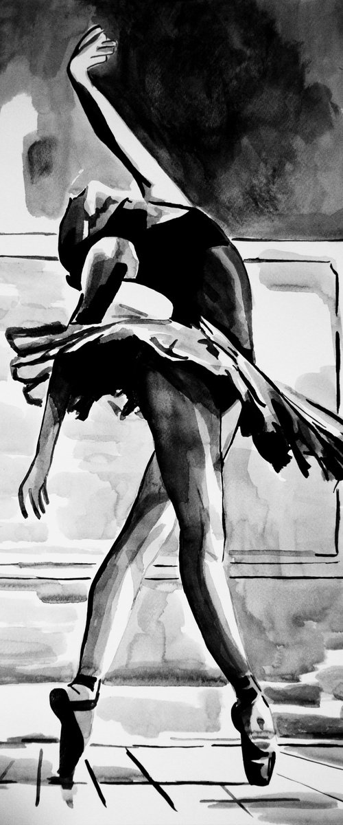 Ballerina / 71 x 39 cm by Alexandra Djokic