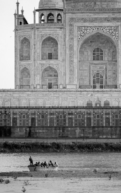 The Taj #5 - (Small) by Serge Horta