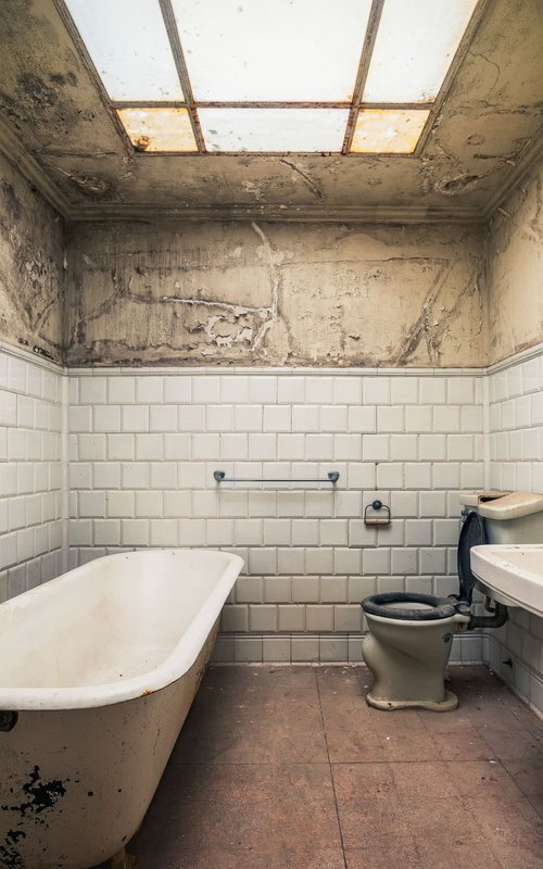 Men's bathroom (large) by Michael Schwan