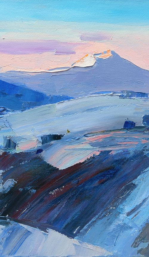 Distant peak by Helen Shukina