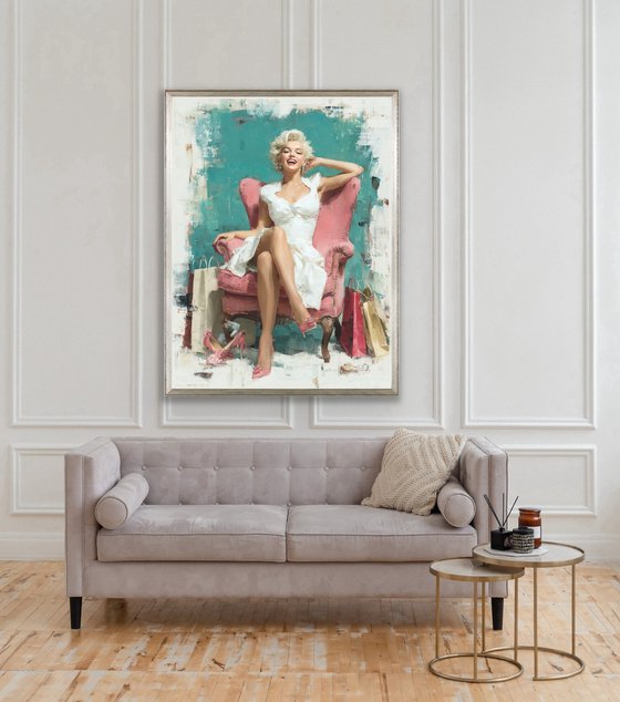 Shopping  Time with Marilyn Monroe