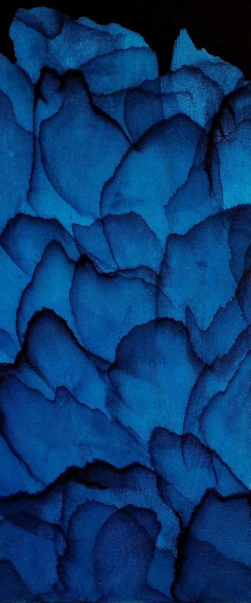 Luminous Depth by Anastasiia Doro