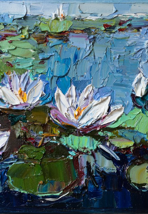 Water Lilies - Impasto Original Oil painting by Anastasiia Valiulina