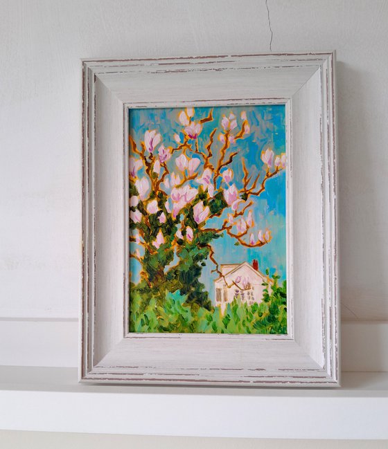Street Magnolia