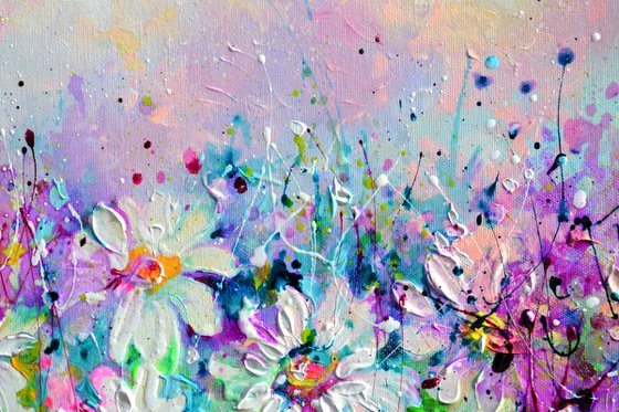 Woodland Wild Daisies Meadow- Floral Delight