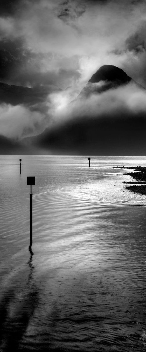 Milford Sound by DAVID SLADE