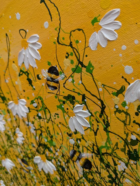 Bee utiful Sunny Dawn #2