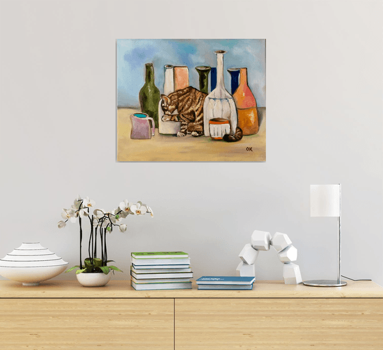 Troy The Cat and Giorgio Morandi vases and bottles