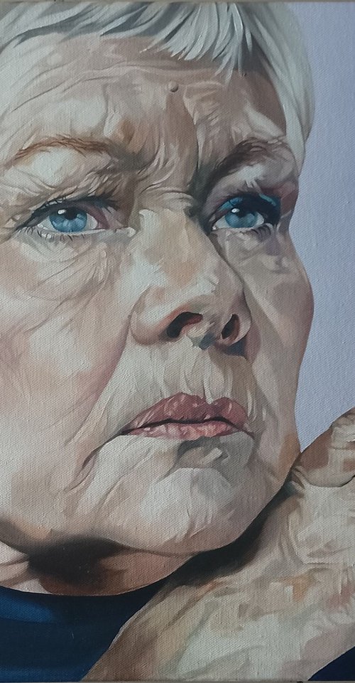 Ever so elegant Dame by Jo Beer