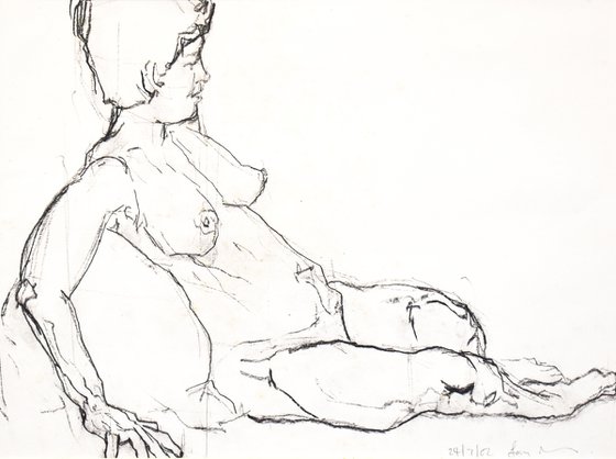 Study of a female Nude - Life Drawing No 474