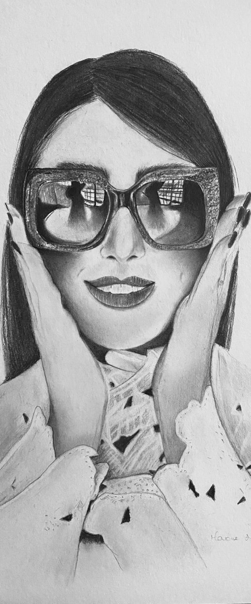 Lady in sunglasses by Maxine Taylor