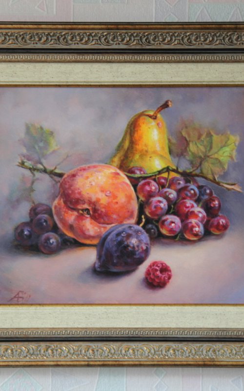 "Raspberries with fruits." by Alexey Bezridnyy