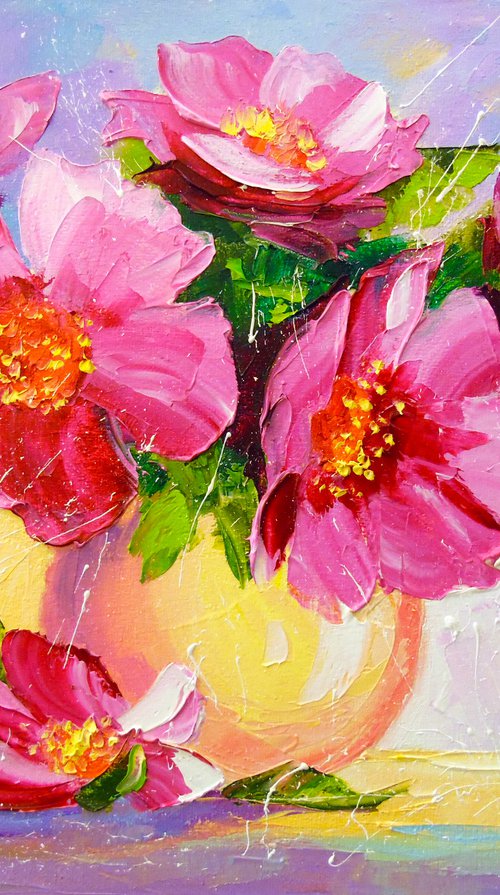 Bouquet of flowers in a vase by Olha Darchuk