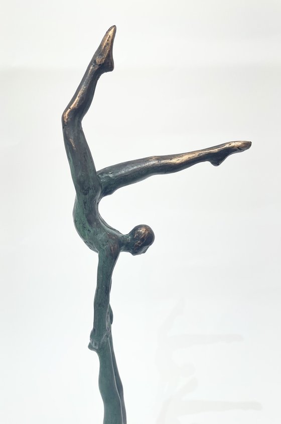Acrobats Balance, no.VII/VIII