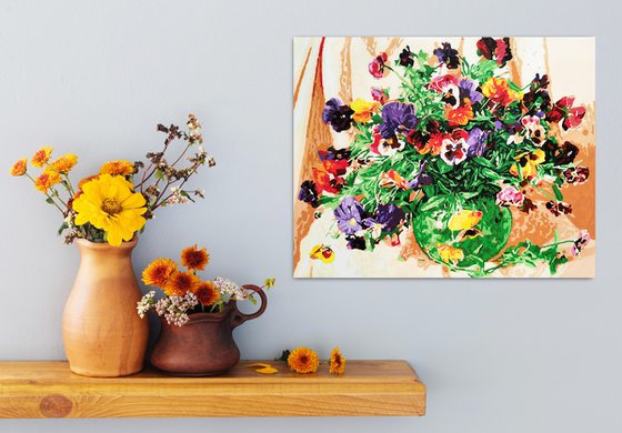 Pansy flowers bouquet in vase