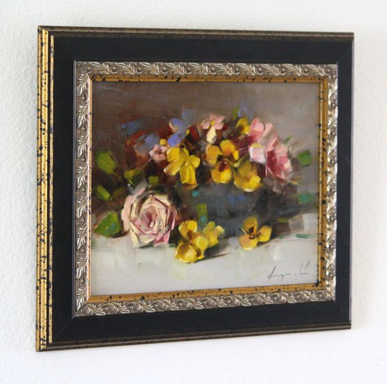 Vase of Flowers Handmade oil Painting Framed Ready to hang One of a kind