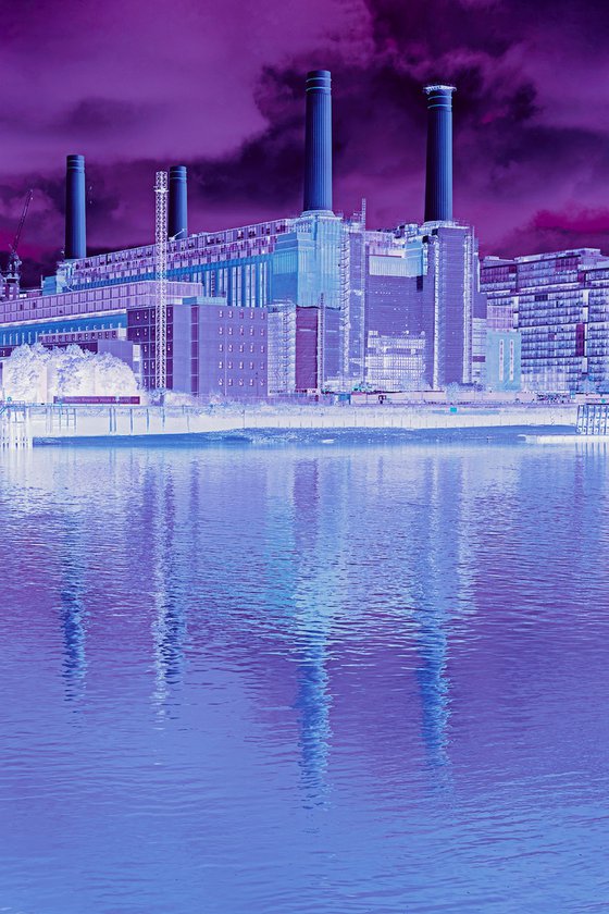 Battersea Purple : July 2021 1/20 12"x18"