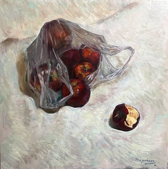 "Apples in cellophane"