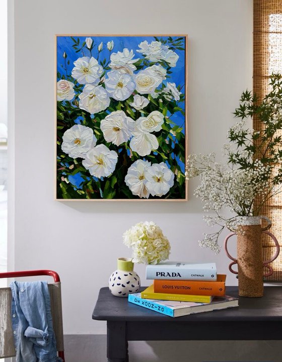 Glowing white roses