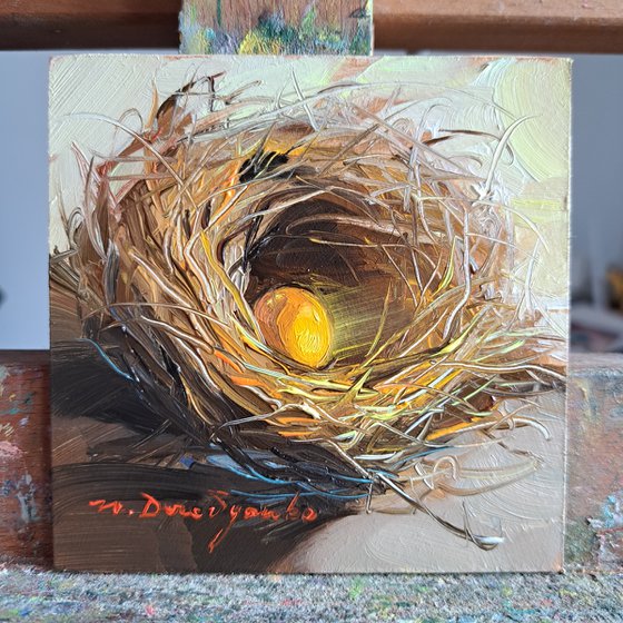 Gold egg nest painting