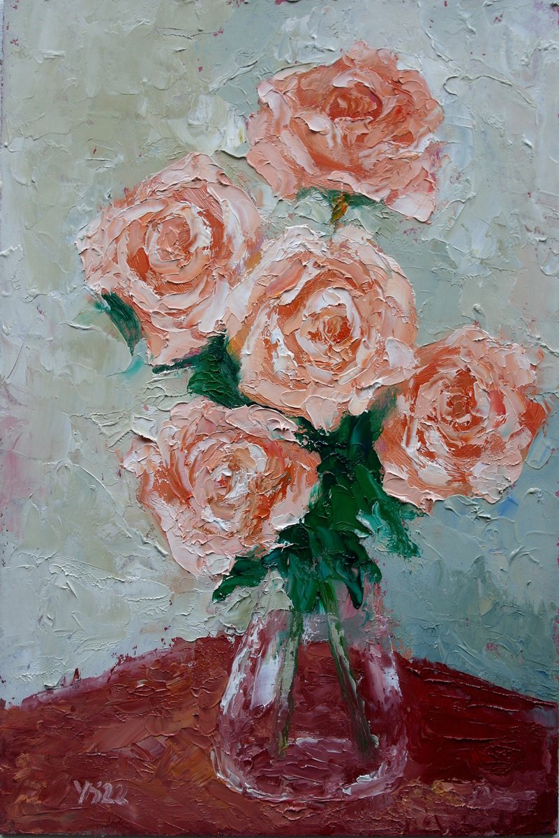 Cream Roses in Vase by Juri Semjonov