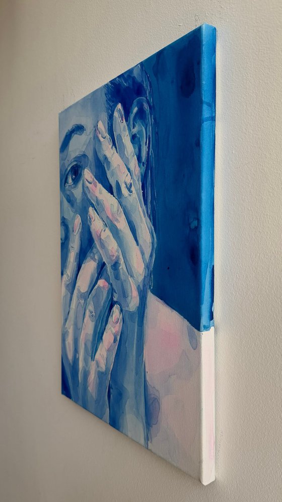 Blue Аttentive gaze