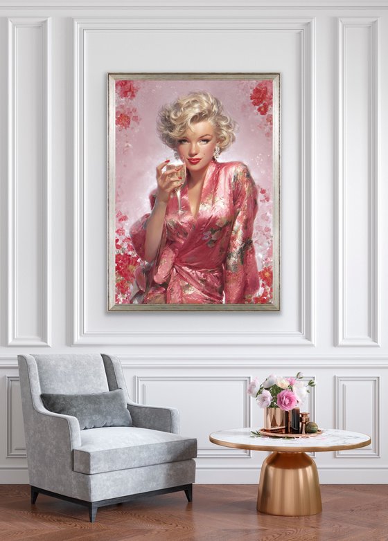 Marilyn Monroe with Champagne