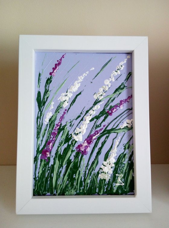 Breeze in the field + Easel or Frame, miniature