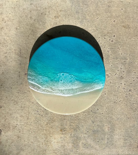Round ocean #94