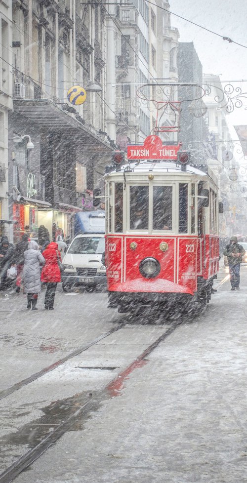 Snowstorm in Istanbul II - Signed Limited Edition by Serge Horta