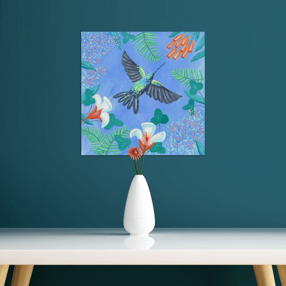 Hummingbird with flowers