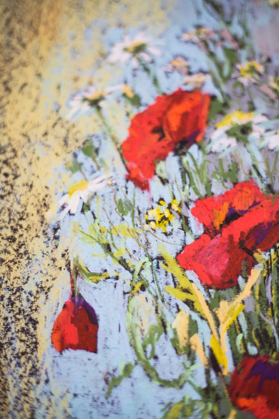 Summer bouquet with poppies and camomiles. Contrast interior still life with flowers on black background