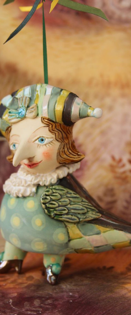 Small Nosy Bird. Ceramic sculpture. by Elya Yalonetski
