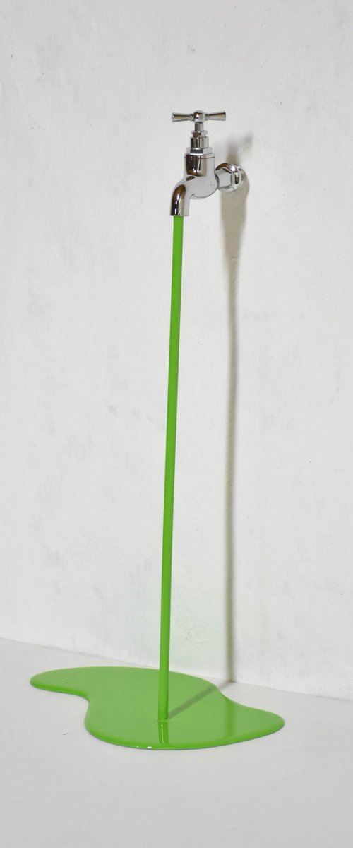 Le liquide vert pomme by Yannick Bouillault