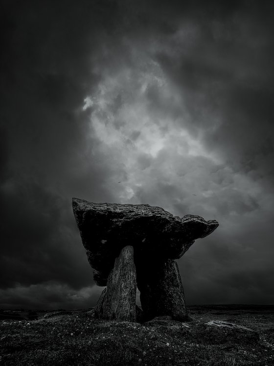 Poulnabrone Dolmen