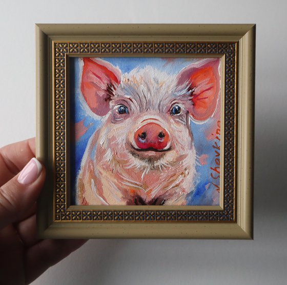 Piggy Miniatures in Framed