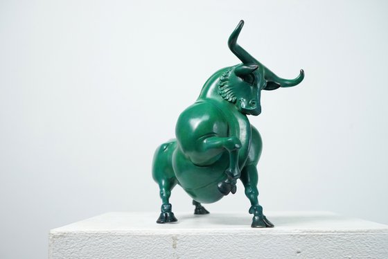 bull（Reduced-scale replica）