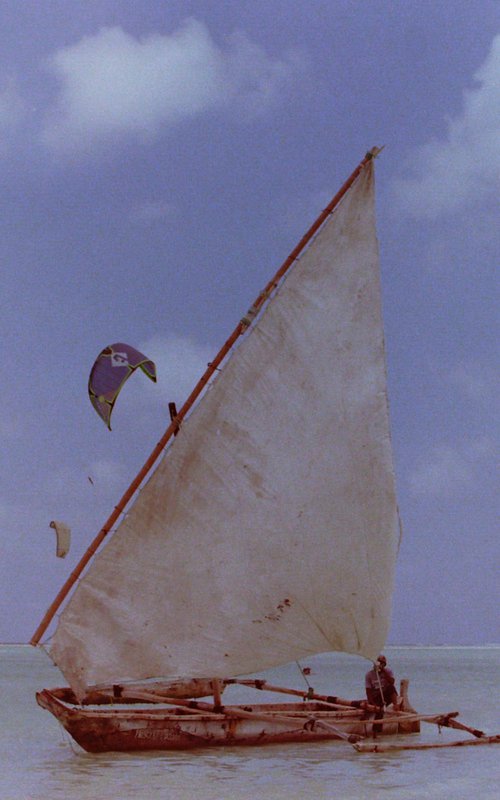 Kitesurf in Indian Ocean by Anna Tuzyuk