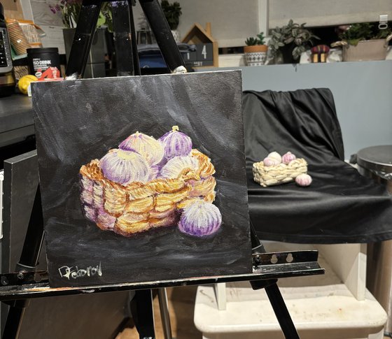 Garlic Bulbs in Woven Basket