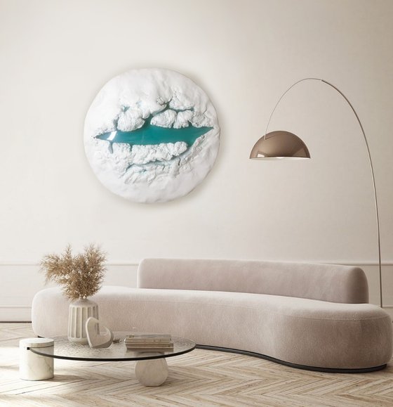 Form.(Minimalist Relief)