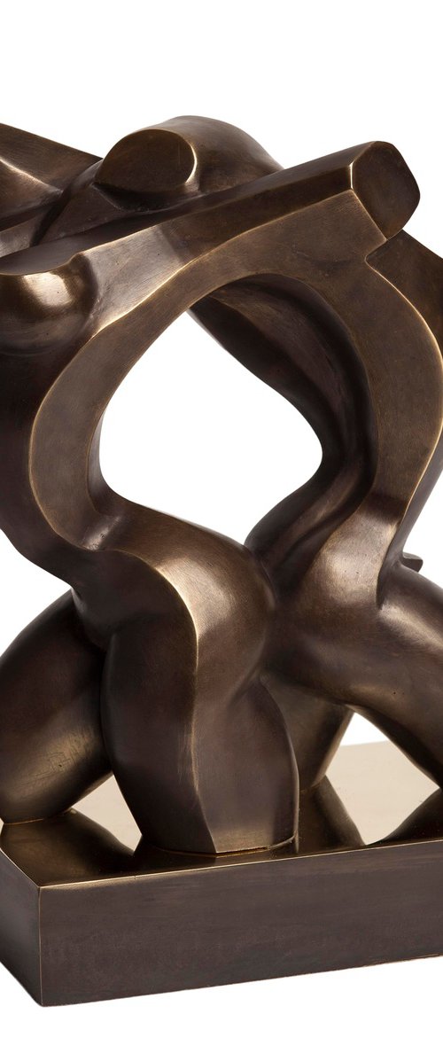 Abstract Bronze — "Unity" by Veaceslav Jiglitski