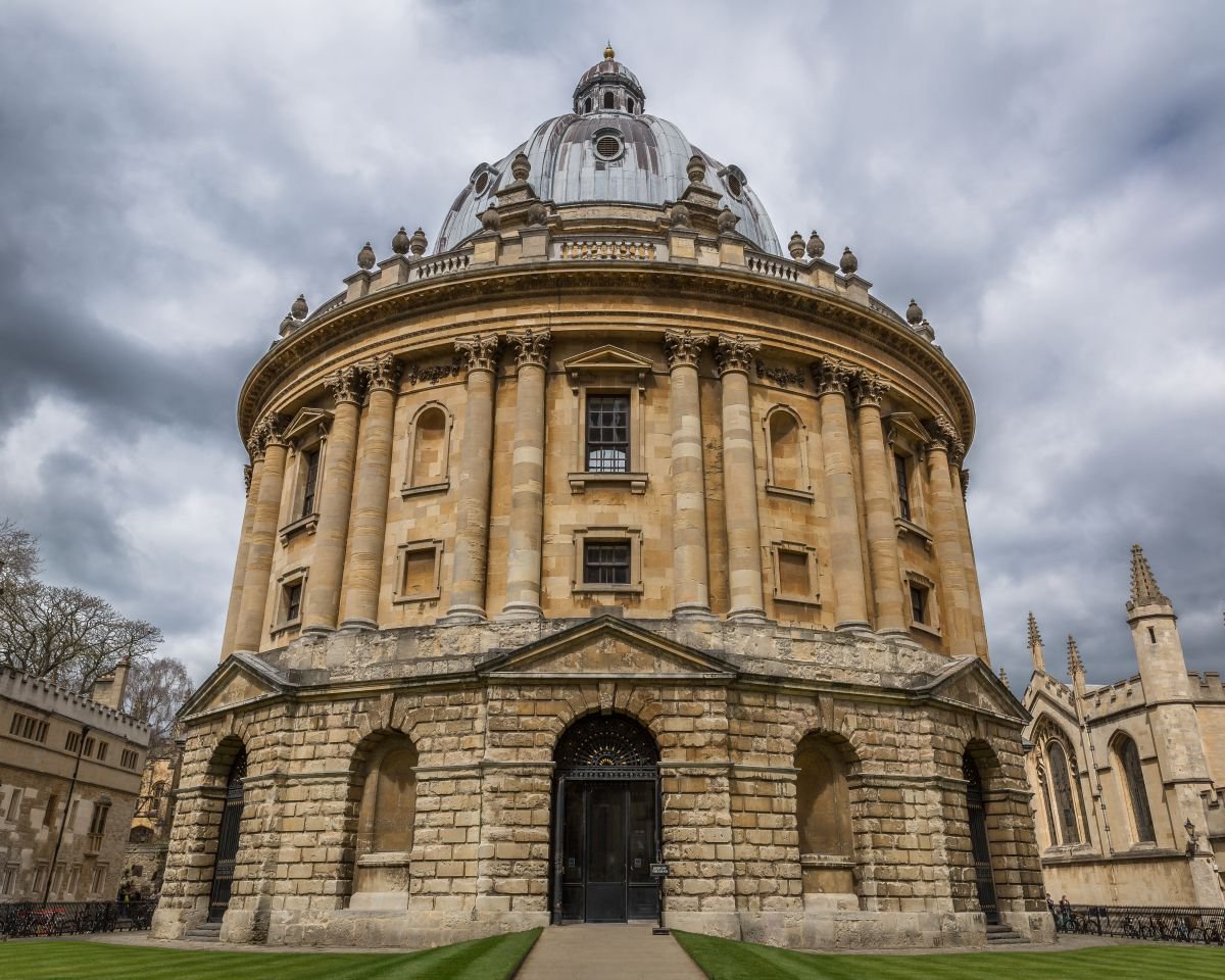 Radcliffe Camera by Kevin Standage