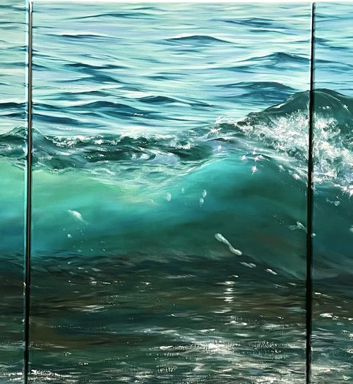 Triptych of a wave by Valeria Ocean