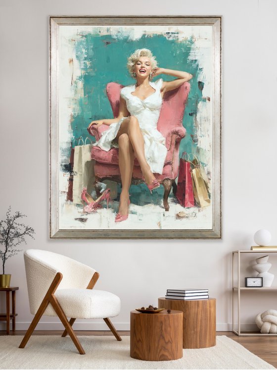 Shopping  Time with Marilyn Monroe