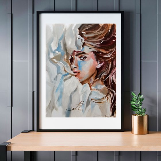 Woman painting on canvas-paper, Expressive eyes, Bohemian style